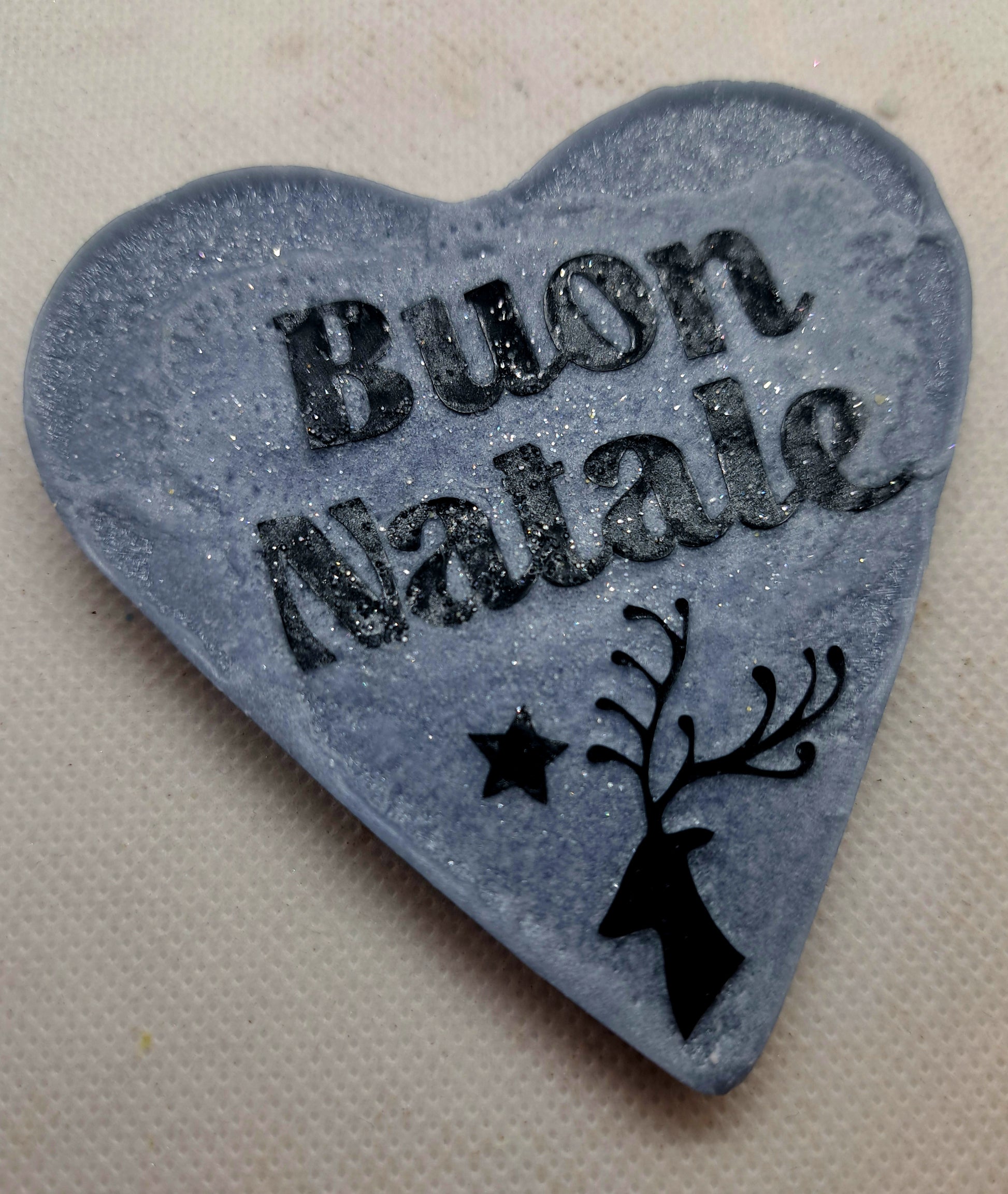 profuma biancheria cuore natale